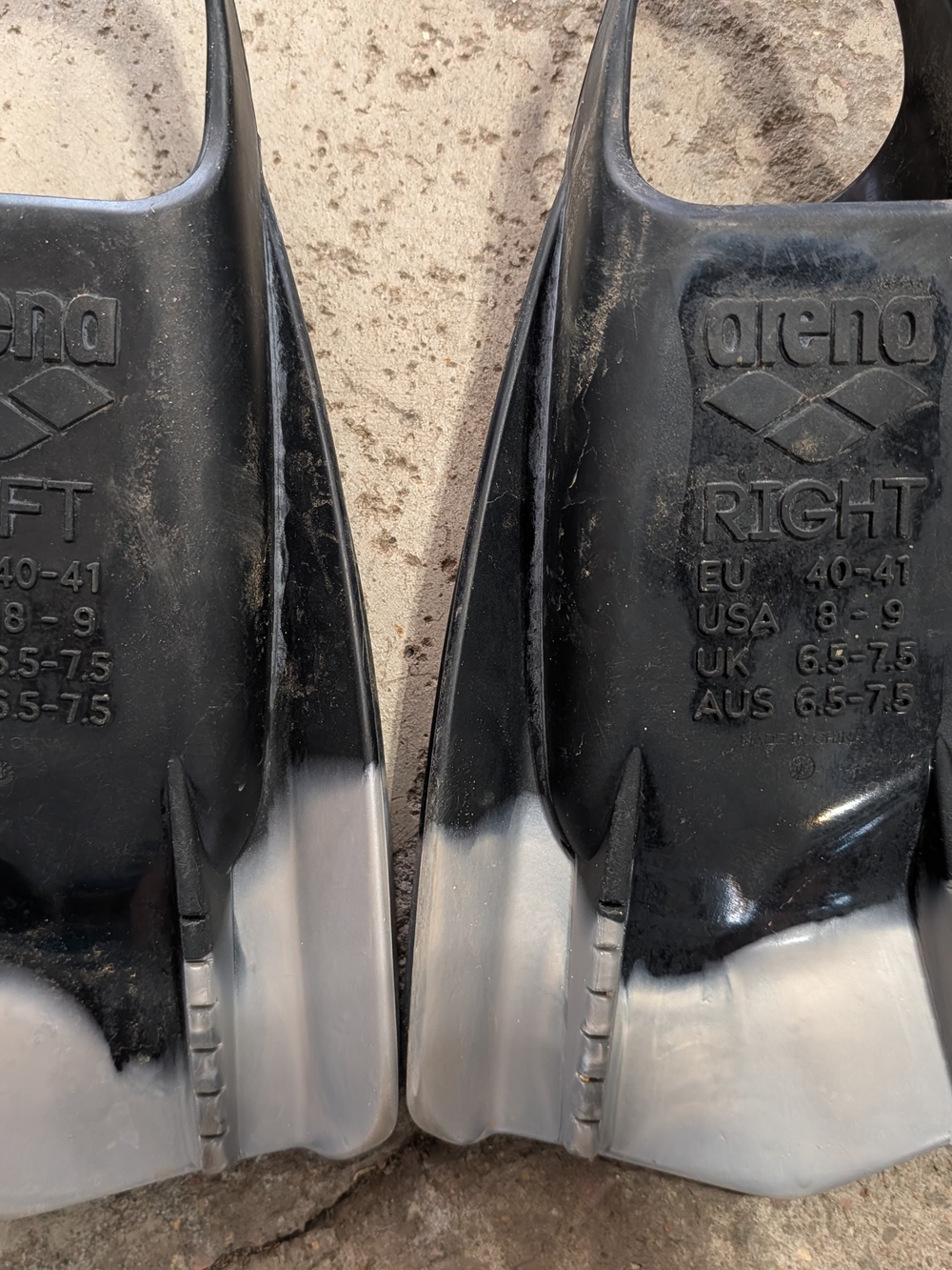 Arena Kids Black & Silver Swim Fins - Picture 4 of 8